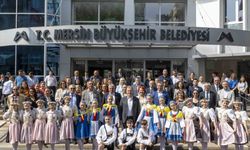 Başkan Seçer: "Mersin’in barış ve dostluk kenti olduğunu anlatın"