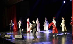 Mersin’de Çerkes müziği ve dansı rüzgarı esti