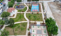 Tarsus’ta çocuklara modern park