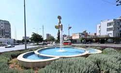 Mersin yaza renkli girdi