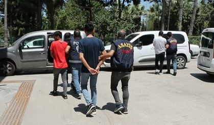 Mersin'de 3 Aracı Kundaklayan Şahıslar Yakalandı