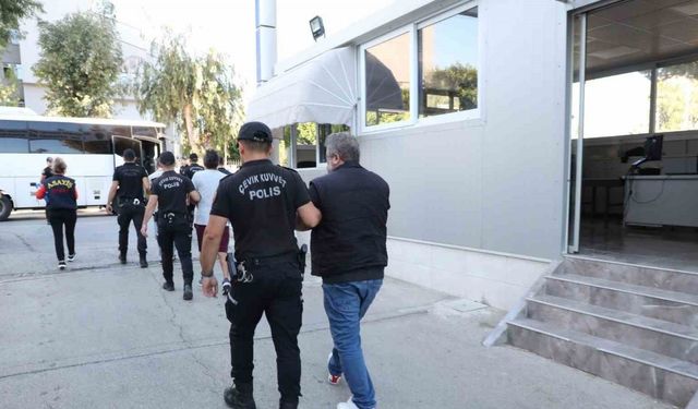 Alman vatandaşlarını dolandıranlara operasyon: 7 gözaltı