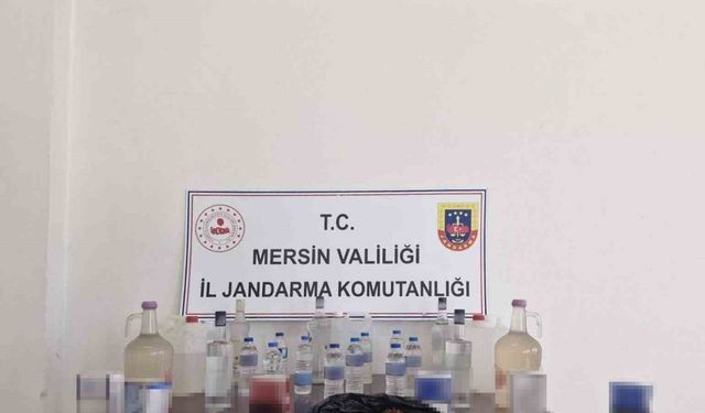 Mersin’de kaçak makaron ve sahte içki ele geçirildi