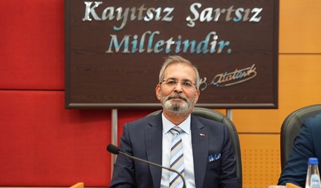 Başkan Bozdoğan'dan Öğrencilere Burs Müjdesi
