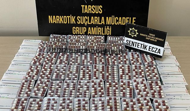 Mersin Tarsus'ta Polisin Yaptığı Operasyonda 7 Bin 336 Adet “GERİCA 30 MG” Sentetik Hap Ele Geçirildi