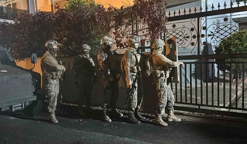 Mersin’de tefeci operasyonu: 8 gözaltı