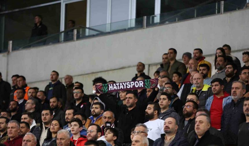 Trendyol Süper Lig: Hatayspor: 1 - Antalyaspor: 1 (İlk yarı)