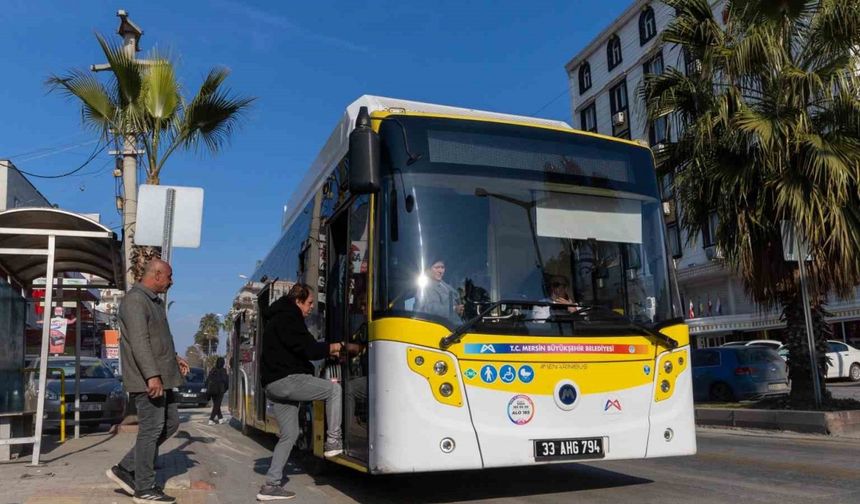 Mersin’de toplu taşıma araçlarıyla günde 200 bin yolcu taşınıyor
