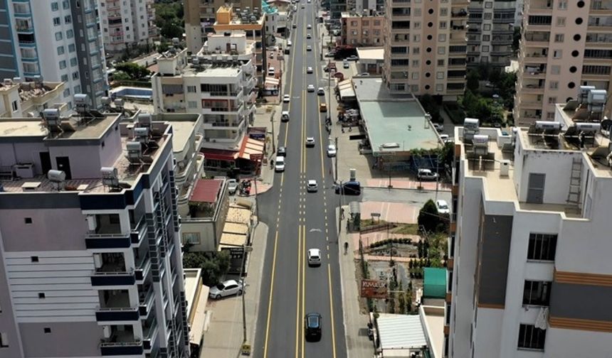 Büyükşehir Yol Yapım Ekiplerinin Yeni Rotası Mezitli Sokakları